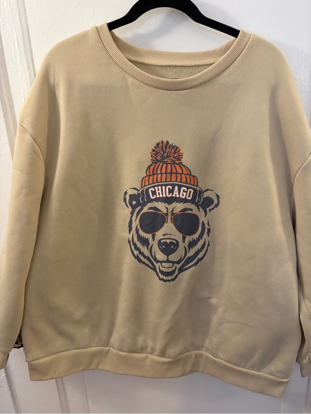 Chicago Bear Graphic Crewneck Sweater - Beige